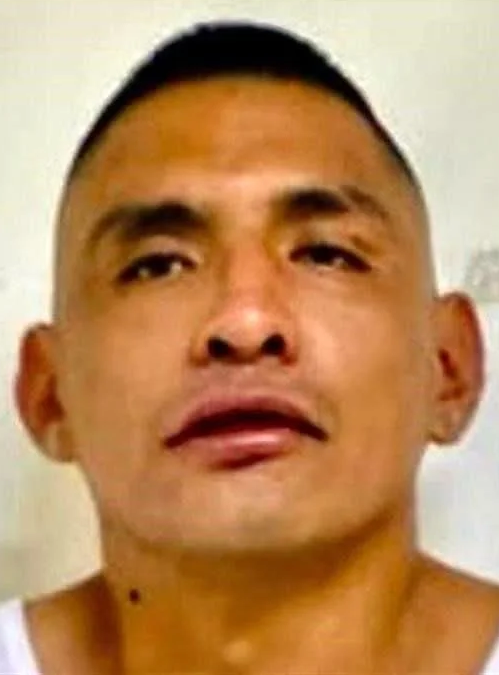 ¿QUIÉN ES EL AGRESOR DETENIDO? Nombre: Uriel Rivera Martínez Delito investigado: Abuso sexual (Artículo 176 CDMX) Situación: Detenido en flagrancia Lugar de detención: Palacio de Minería Autoridad: SSC-CDMX → Fiscalía de Delitos Sexuales Hecho: Intentó besar y abrazar sin consentimiento a la Presidenta en recorrido público