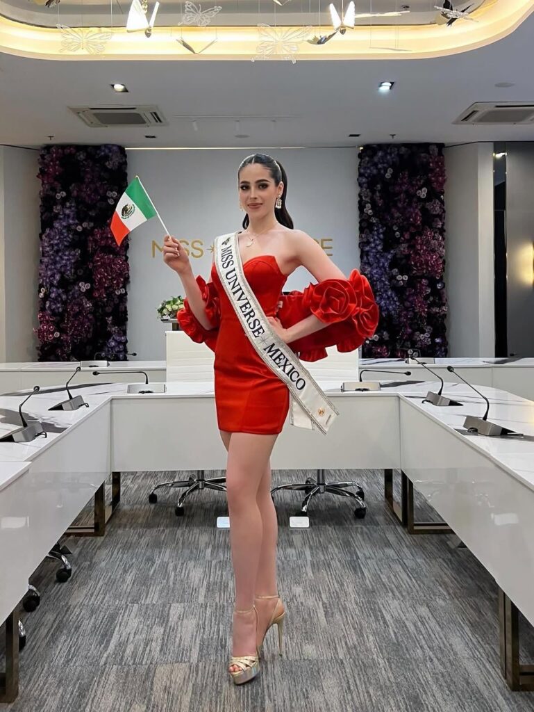 Fátima Bosch en Miss Universo 2025 representando a México