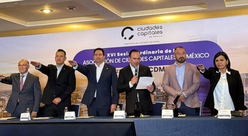 Sesión ordinaria de la Asociación de Ciudades Capitales de México con participación de Yolanda Osuna